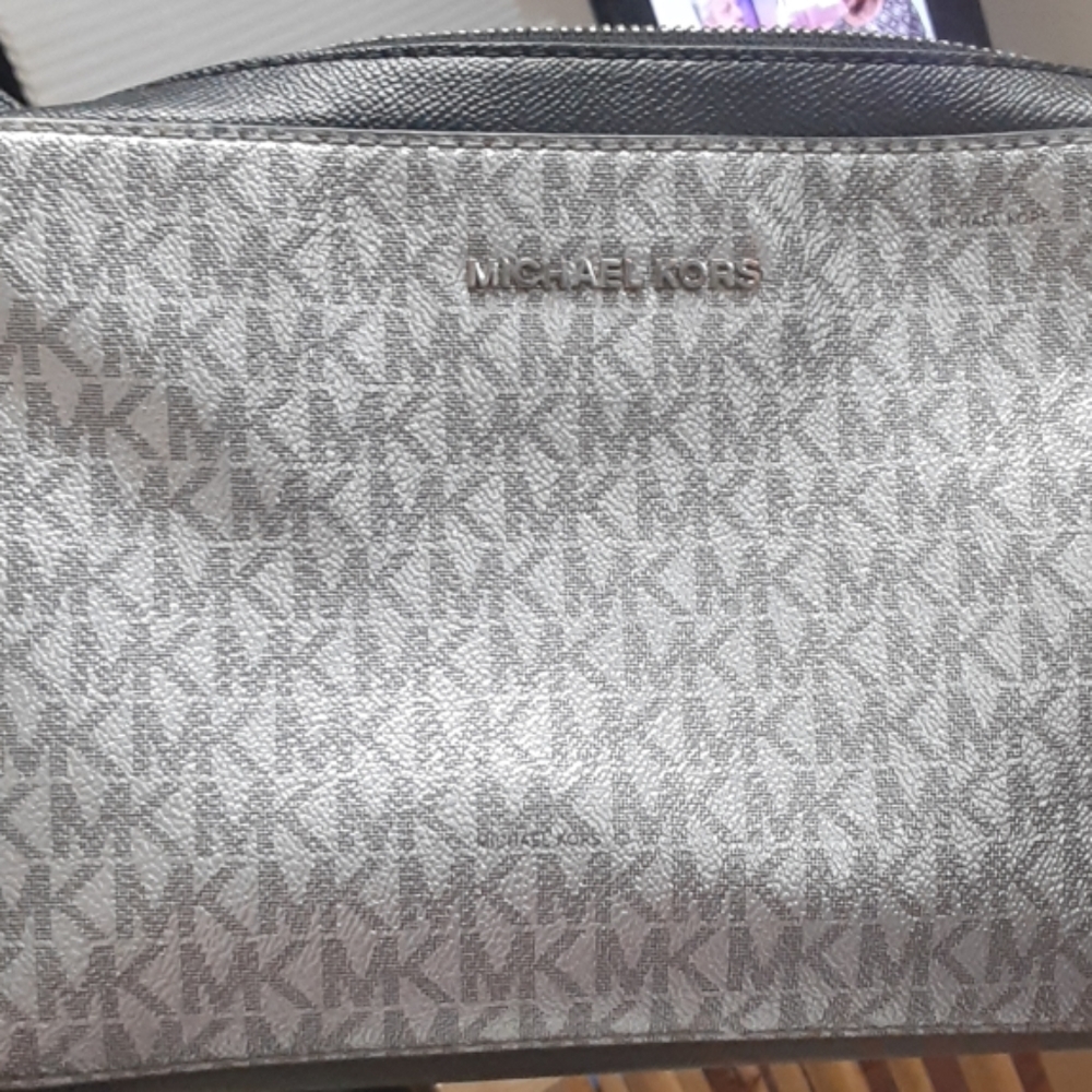 michael kors handbag